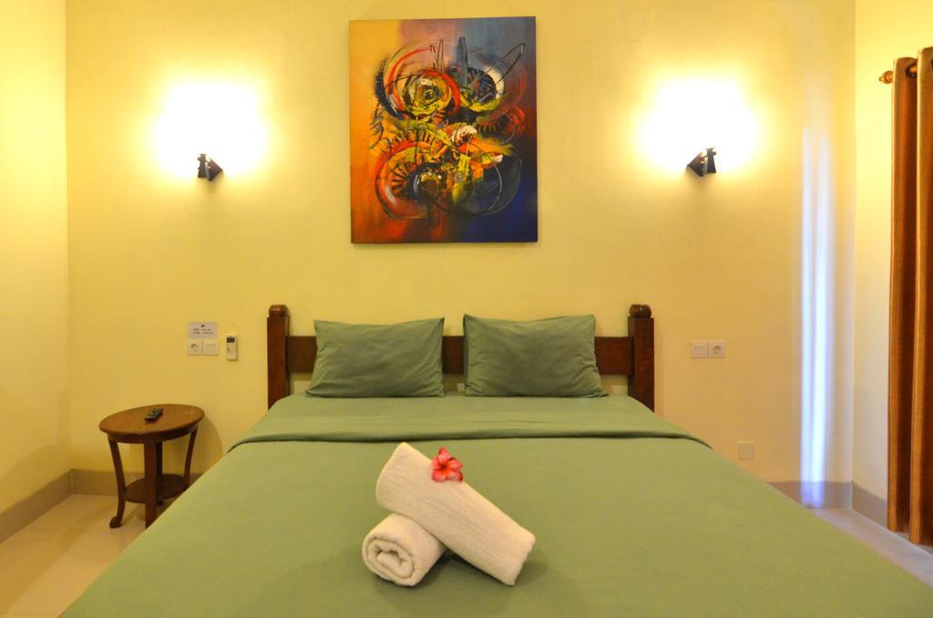 Arik Homestay Canggu Exteriör bild